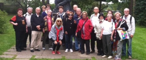 פסל שופן בז'ולז'לה וולה, פולין