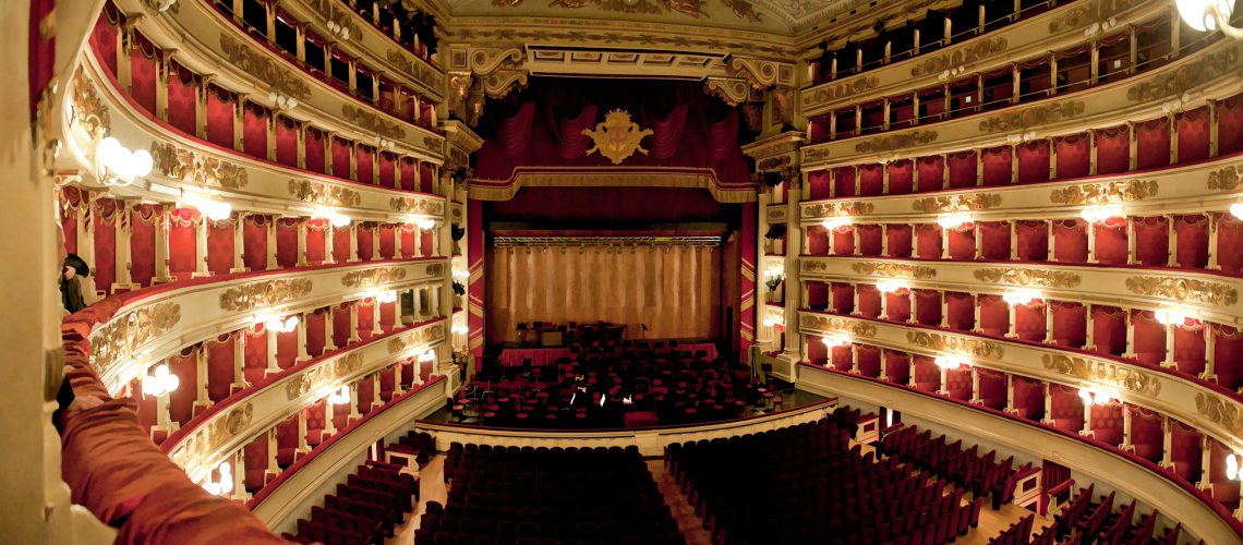תיאטרון לה סקאלה המפורסם מילאנו איטליה